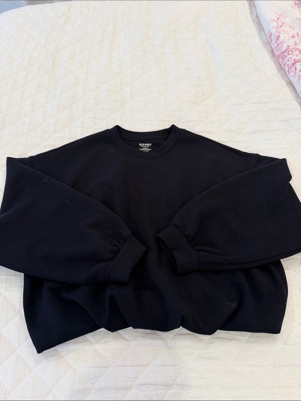 Old Navy Black Women's Bounce Fleece Bubble Crewneck Sweatshirt